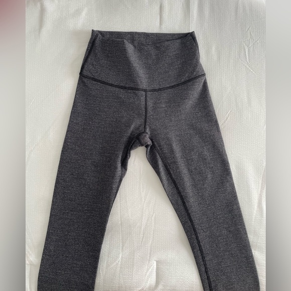 Lululemon wunder under black/grey leggings - like-new condition - Picture 3 of 5